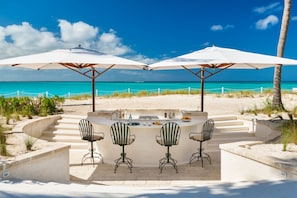 Amazing Beachfront Villa