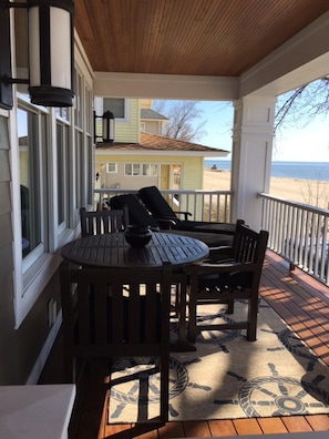 Front Porch Overlooking One Of Lake Michigan's Finest Beaches 