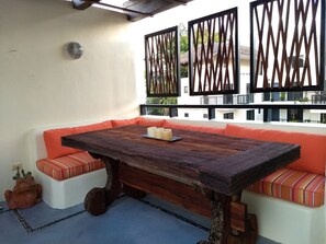 Custom dining table of local hardwood (zapote)