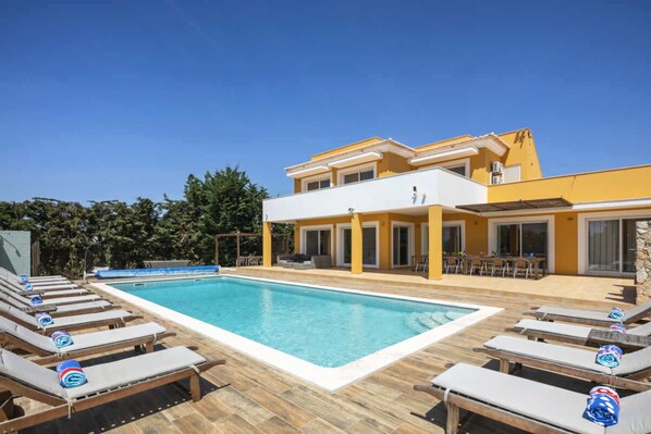 Carvoeiro rentals Villa Mediterraneo and pool