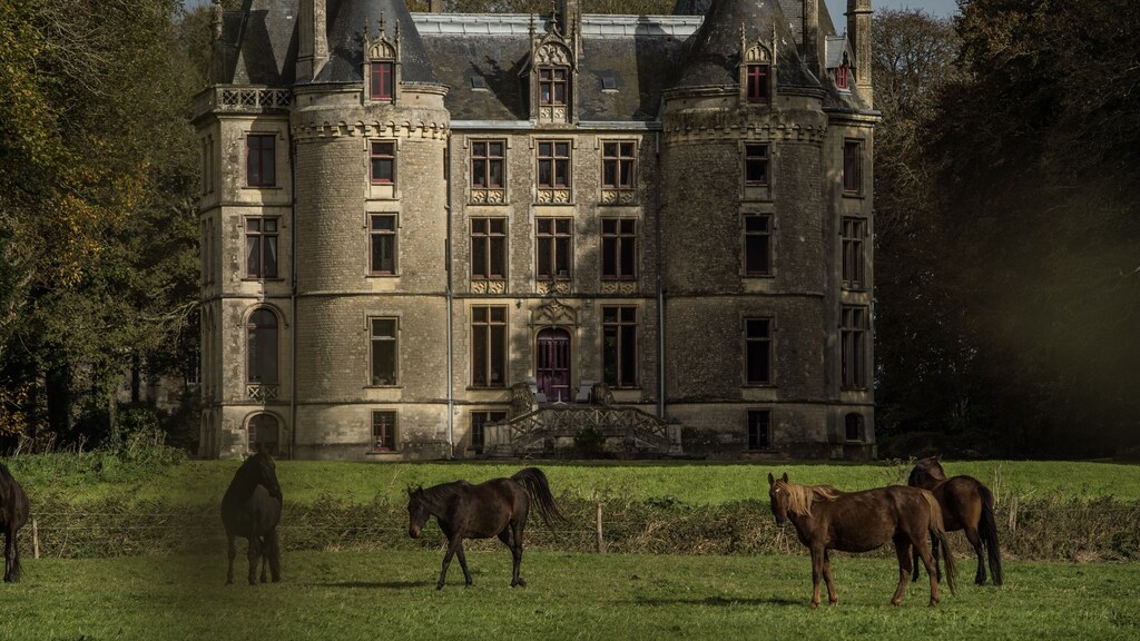 Chateau De L Isle Marie 80 Hectares Surrounded By Woodlands And Water In Winter Picauville Chateau De L Isle Marie 80 Hectares Surrounded By Woodlands And Water In Winter Picauville