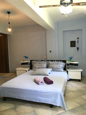 1st Bedroom with double bed (en-suite), ground floor.