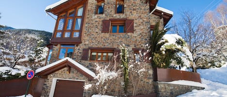 Chalet-Hotel B&B La LLuna ****

