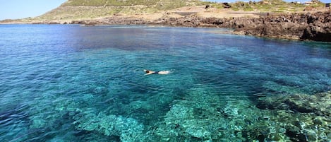 Il mare a pochi passi dalla casa