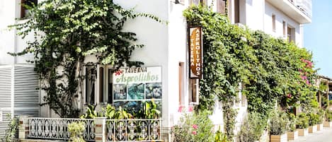 Façade de lâhĂ©bergement