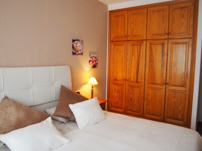 Playa San Juan, 2 room apartment close to the beach me WiFi