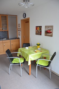 Zentrale Ferienwohnung in Kleve ( barrierefrei , sep.Eingang )