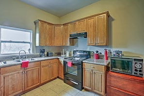 Full sized kitchen.  Full sized appliances.