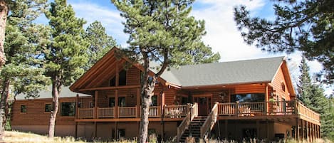 Front of the Elk Meadows Lodge