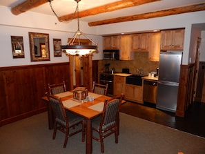 Kitchen and dining space with all the essentials.