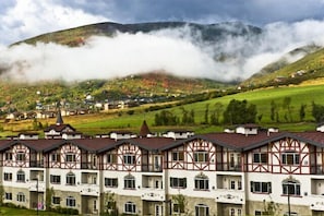 Chateau Villas at Zermatt Resort