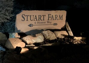 Stuart Farm Entrance