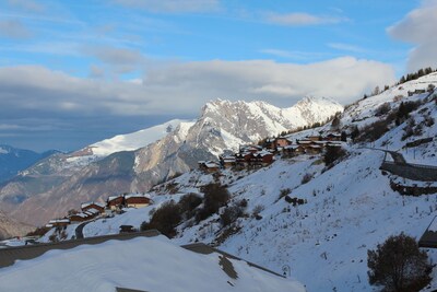 Quiet apartment, at the foot of the piste, Valmeinier 1800 center, view 