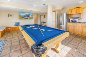 Surf or Sound Realty - 416 - Bella Vista - Game Room -3