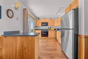 Surf or Sound Realty - 9 - Reflections - Kitchen-1