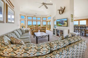Surf or Sound Realty - 280 - Heaven Too - Great Room -2