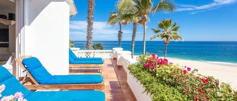 Villas del Mar 151 - Gorgeous ocean view on deck