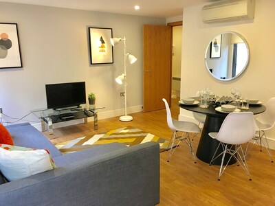 Modern Apt in Bayswater Central London FREE WIFI &AIRCON by City Stay London