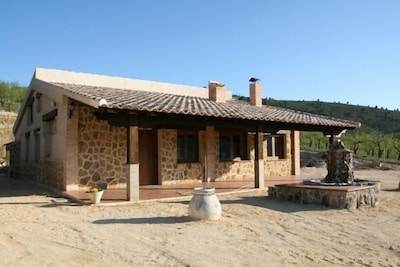 Casa Rural Las Tinajas de Morote for 15 people