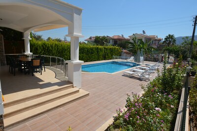 Villa Canberk,  5 Bedrooms, 5 Bathroom, Private Pool, Air Conditioning, Alarm