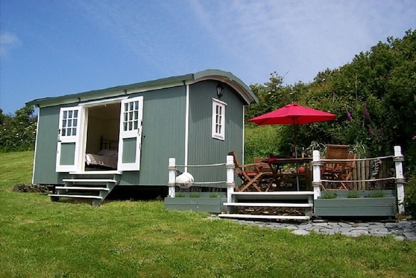 Shepherds Hut and Seating Area