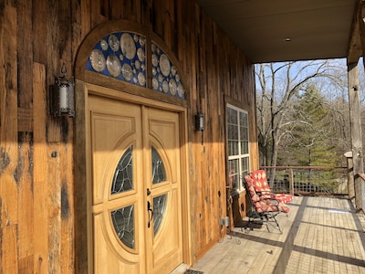 Newly built house in Rabbit Hash with Old World charm/Creation museum and ark.