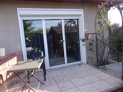 Apartment with terrace, near the bird park, nearby shops