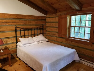 1820 Log Cabin on Private 300 acres.  Mtn biking, Hiking, x-country Skiing