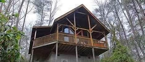 Pet Friendly Cabin in Pigeon Forge "Sweet Dreams"