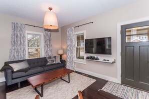 Great living room to come home to and relax. All utilities included. 