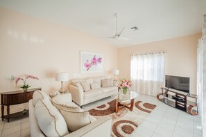 Regal Beach #632 - Living Room
