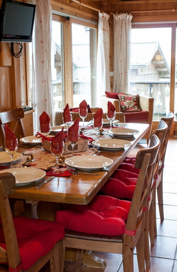 Ready for dining...