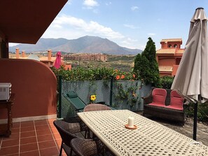 Back Terrace facing Mountain