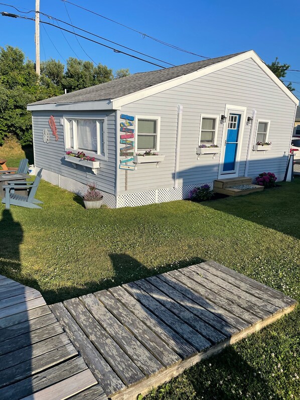 “Cottage on the Channel” 