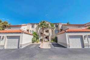 Main Floor Condo. Parking and Garage Included