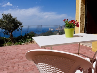 Casa de vacaciones junto al mar en Nebida, Iglesias, en una nueva estructura