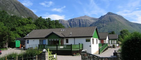 Holly Tree Cottage. Exclusive location on the banks of the river Coe. 