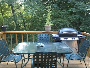 Enjoy your meals out on the deck.