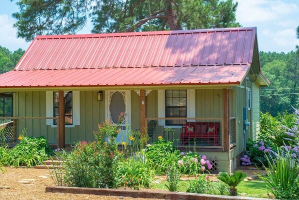 Grandaddy's House in Bloom