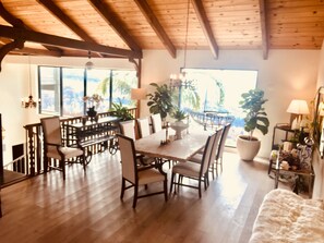 Dinning Room seats 10 with sweeping views of the Sonoma Valley!