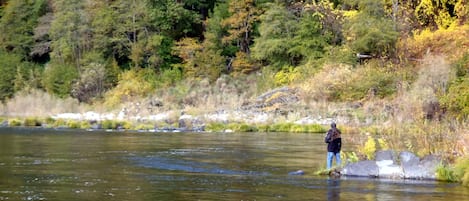 The Klamath has miles of excellent fishing without the crowds.