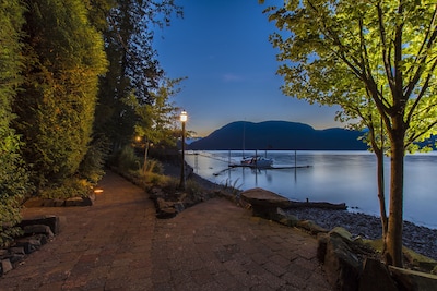 "The Lodge on Harrison Lake" (Suite #2)