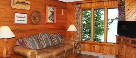 Heritage Upper Level living rm overlooking Lake. Not pictured-an identical sof