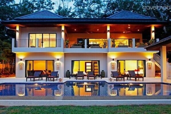 Coral Villa