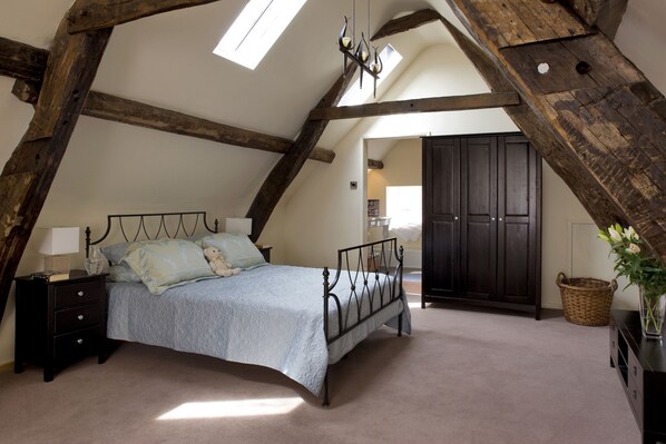 Morton House loft master suite