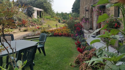 gite de charme dans tres vieux manoir de 1520 , avec WIFI