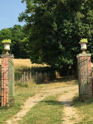 Overnatningsstedets område