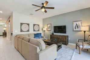 vacation rentals near orlando living room with sofa