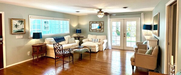 Living room area. 
Comfortable feather Pottery Barn couches.