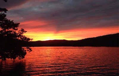 Lake George  Water Front Cabin Spectacular Views 